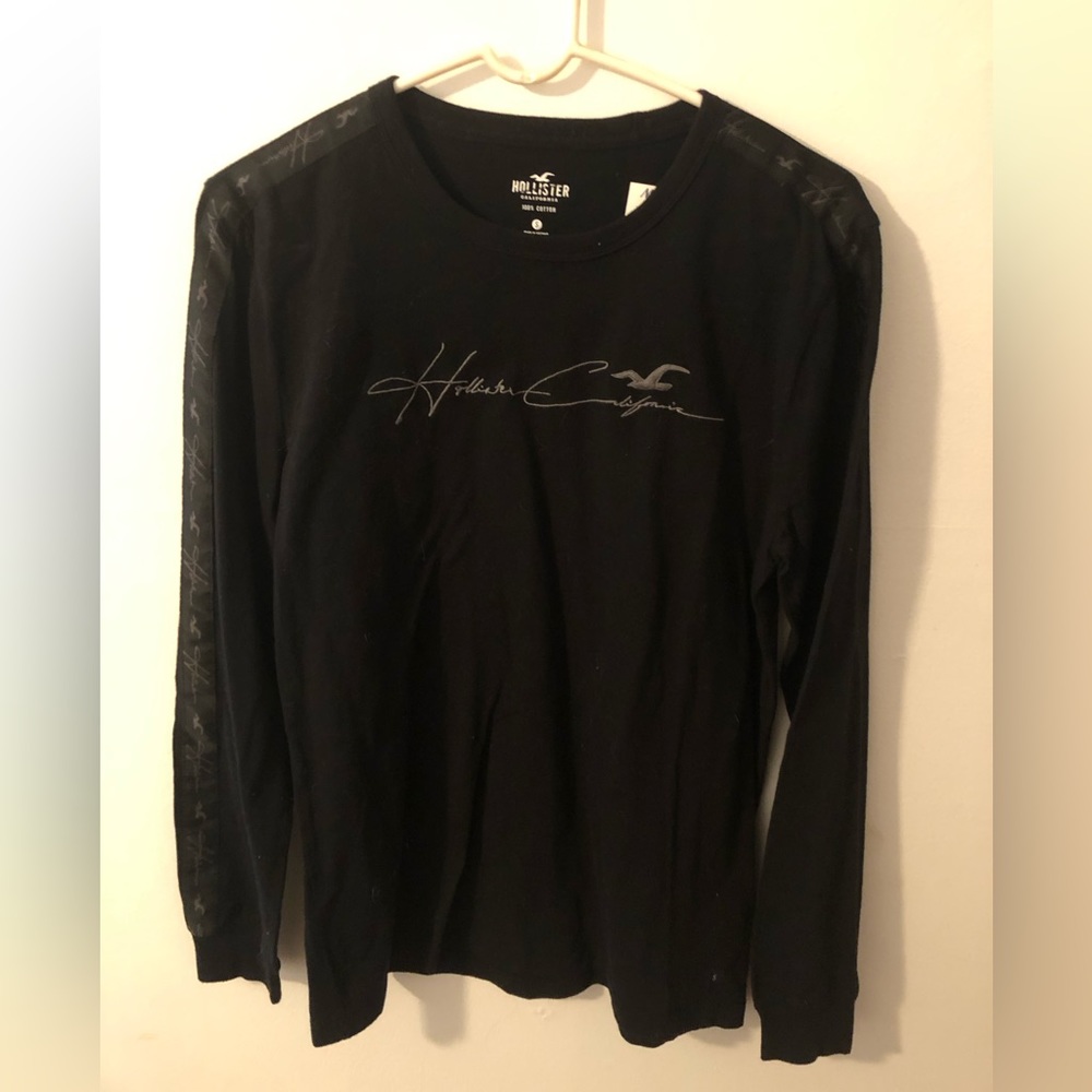 hollister long sleeve tee